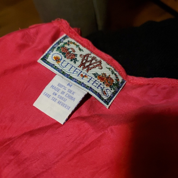 Vintage 60s/70s silk hot pink tank - Picture 5 of 5